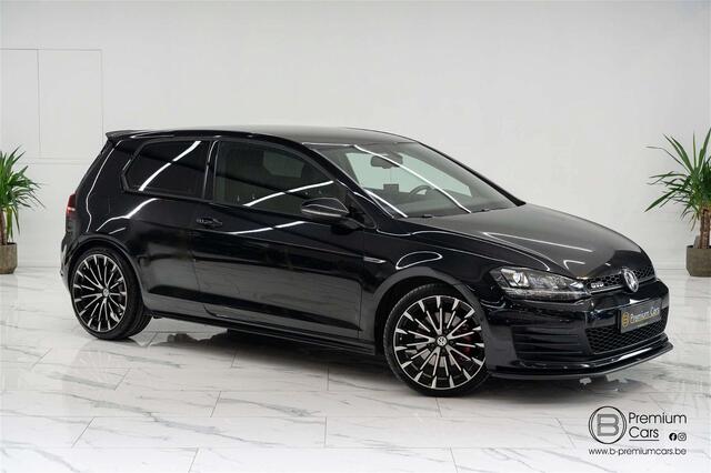 Volkswagen Golf BlueMotion 2.0 TDI Acc PDC Led Garantie