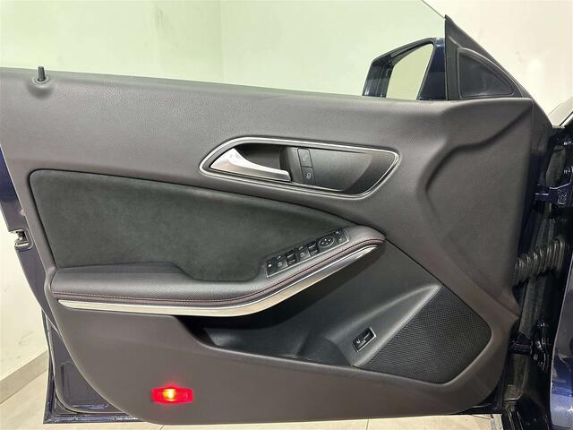 Mercedes-Benz CLA-Klasse d //PACK AMG// GARANTIE 12 MOISGPSLED