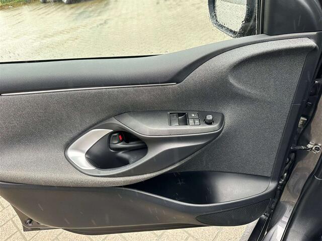 Toyota Yaris 1.0i VVT-i Dynamic