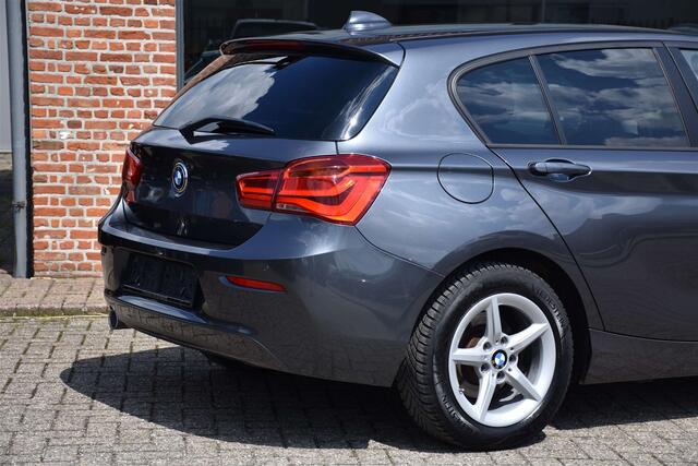 BMW 1-Serie d AdBlue| Automaat| Navi| PDC| Sportstuur| Alu's
