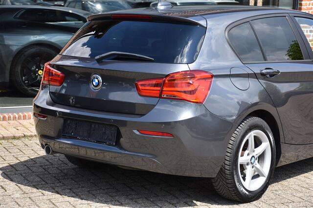 BMW 1-Serie d AdBlue| Automaat| Navi| PDC| Sportstuur| Alu's