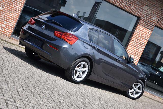 BMW 1-Serie d AdBlue| Automaat| Navi| PDC| Sportstuur| Alu's