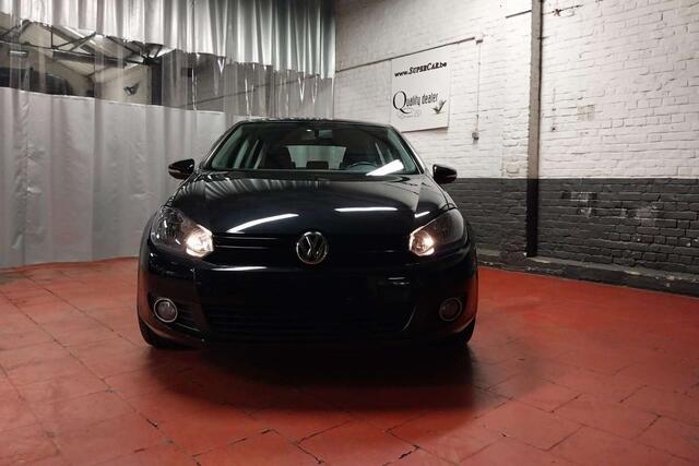 Volkswagen Golf 1.6  TDi Trendline DSG Navi  A/C  Bth  215X60M