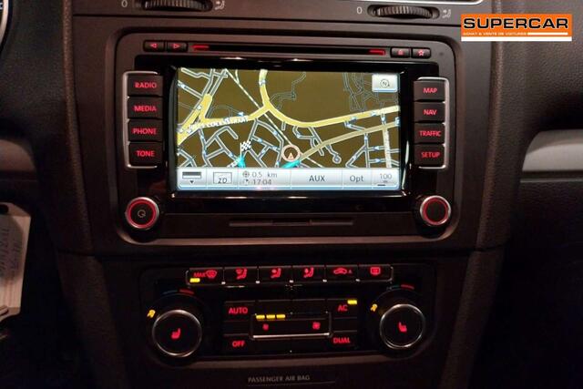 Volkswagen Golf 1.6  TDi Trendline DSG Navi  A/C  Bth  215X60M