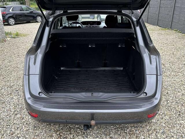 Citroen C4 1.5 BlueHDi Feel S LED/CAMERA/CARPLAY/PDC/CRUISE