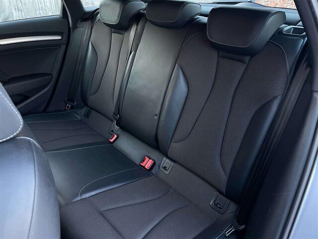 Audi A3 2.0 TDI Sportback quattro S tronic/sline/facelift