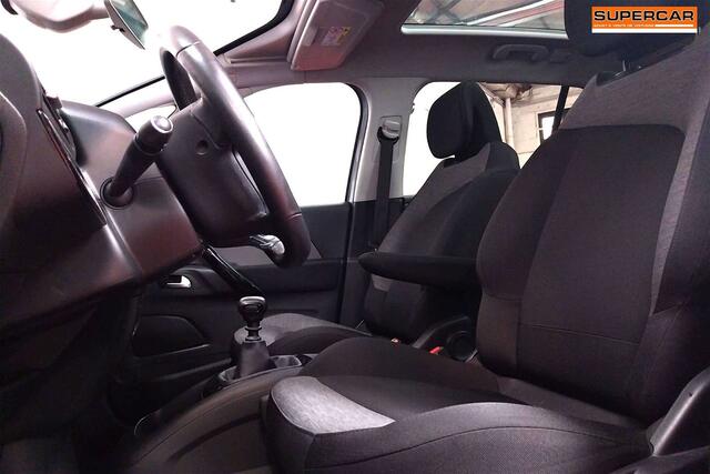 Citroen C4 1.2 PureTech Feel SNaviCamera333� x 60 mois