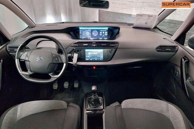 Citroen C4 1.2 PureTech Feel SNaviCamera333� x 60 mois