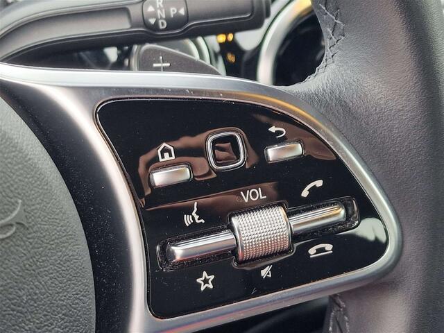Mercedes-Benz A-Klasse  Launch Edition  Automaat  Navi  Widescreen