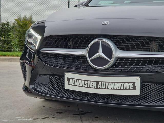 Mercedes-Benz A-Klasse  Launch Edition  Automaat  Navi  Widescreen