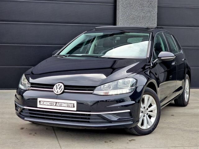 Volkswagen Golf 1.6 TDi Comfortline  PANO  NAVI  LED  CAMERA