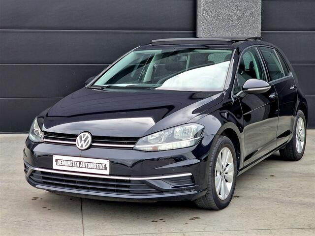 Volkswagen Golf 1.6 TDi Comfortline  PANO  NAVI  LED  CAMERA