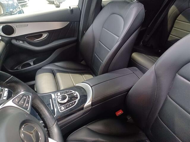 Mercedes-Benz G-Klasse d 4-Matic Business Pack AMG Full Led,Pano,Gps...