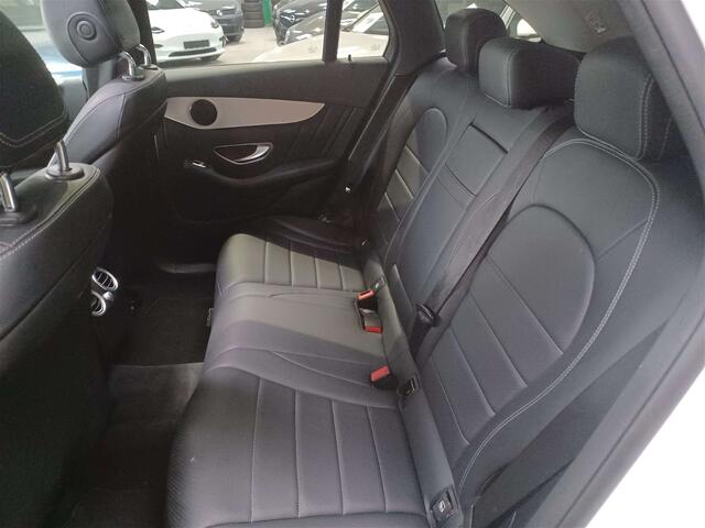 Mercedes-Benz G-Klasse d 4-Matic Business Pack AMG Full Led,Pano,Gps...
