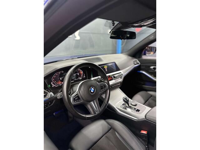 BMW 3-Serie dA // PACK M // 1er Propriétaire