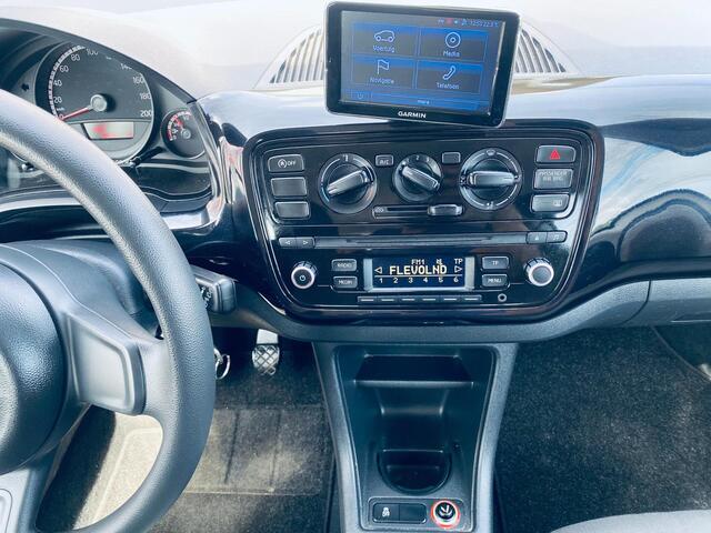 Volkswagen UP 1.0 move up BlueMotion Airco