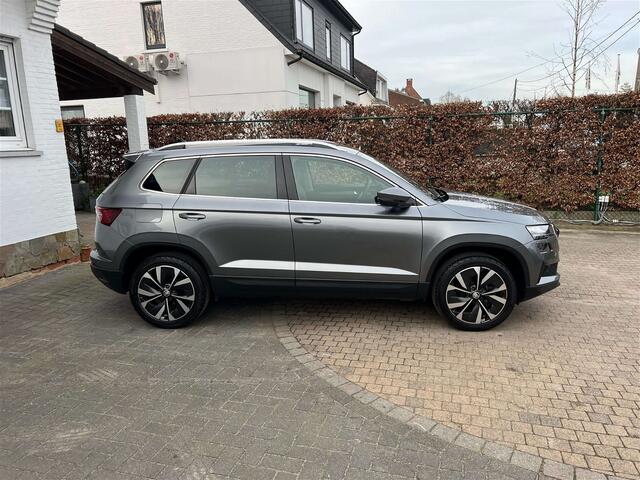 Skoda Karoq 1.5 TSI ACT Sport DSG/Navi/ACC/pdc V&A + cam.