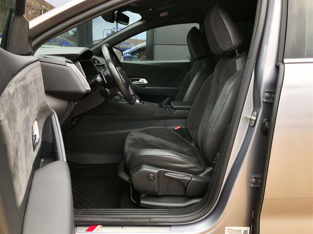 DS DS 7 Crossback 1.5 HDi 130CV PERFORMANCE LiNE B.AUTO8 ALCANTARA