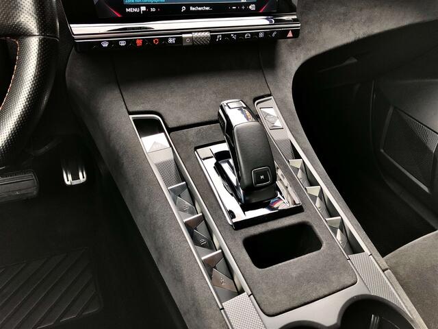 DS DS 7 Crossback 1.5 HDi 130CV PERFORMANCE LiNE B.AUTO8 ALCANTARA