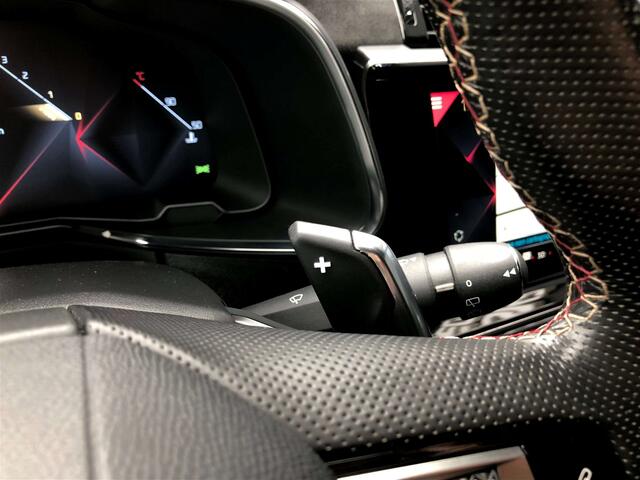 DS DS 7 Crossback 1.5 HDi 130CV PERFORMANCE LiNE B.AUTO8 ALCANTARA