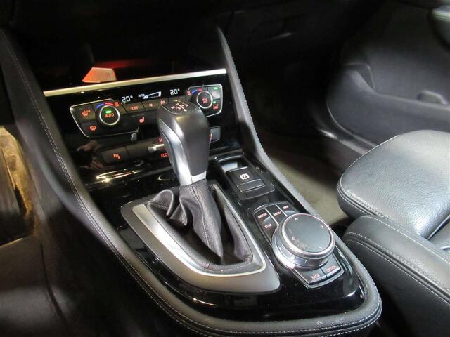 BMW 2-Serie d Aut Sport Line Panodak Camera Leder Navi P Trekh