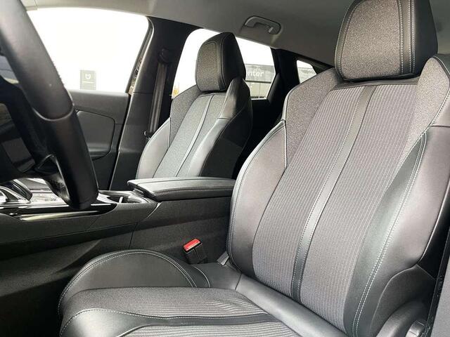 Peugeot 3008 1.5 HDI Allure | 360�CAM | KEYLESS