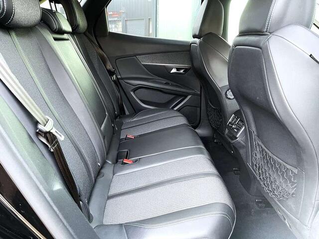 Peugeot 3008 1.5 HDI Allure | 360�CAM | KEYLESS