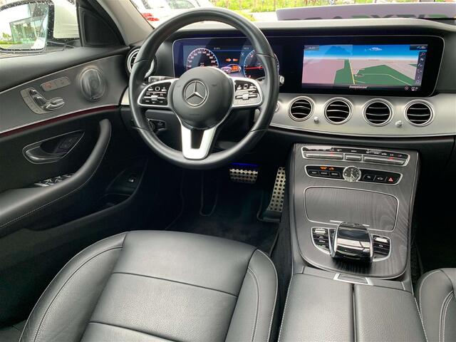 Mercedes-Benz E-Klasse d FULL OPT:AVANTGARDE-PANO DAK-COMAND-CAM-44218 KM