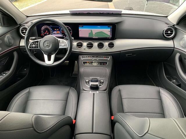 Mercedes-Benz E-Klasse d FULL OPT:AVANTGARDE-PANO DAK-COMAND-CAM-44218 KM