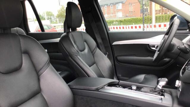 Volvo XC90 Momentum-7 places-D4 Geartronic-Cuir