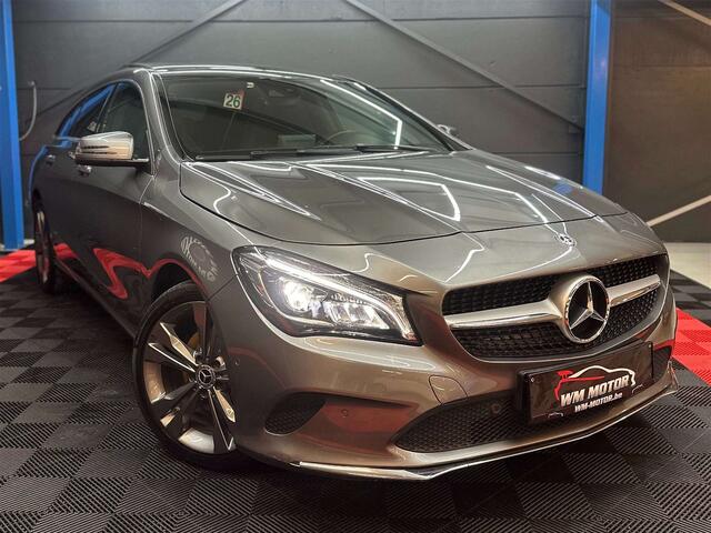 Mercedes-Benz CLA-Klasse da // Toit Pano // Camera