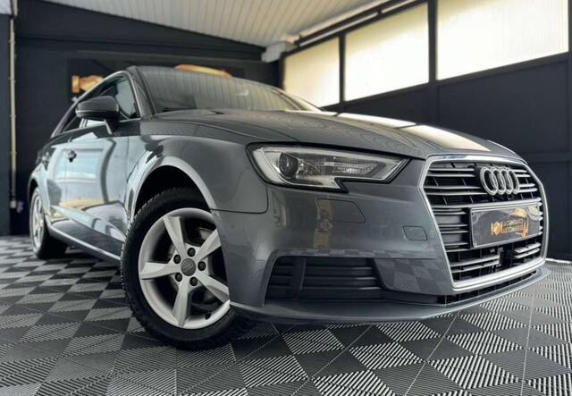 Audi A3 1.5TFSI 1er propri�taire garantie 12 mois