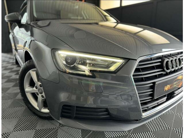 Audi A3 1.5TFSI 1er propri�taire garantie 12 mois