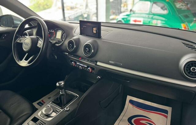 Audi A3 1.5TFSI 1er propri�taire garantie 12 mois
