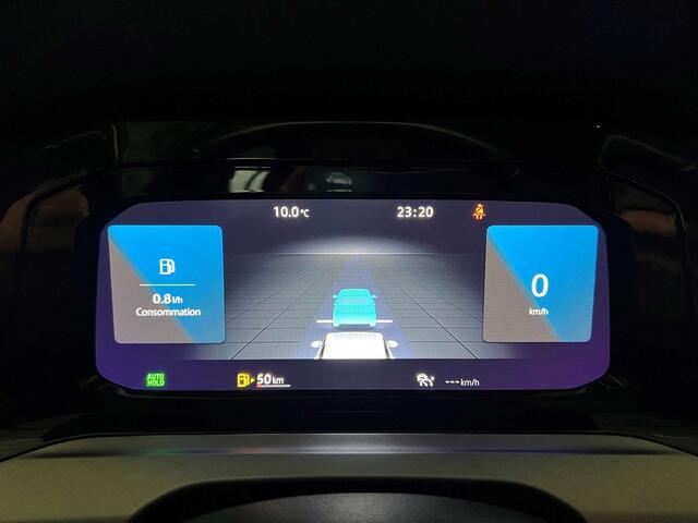 Volkswagen Golf 1.5 TSI LifeNAVIAndroidCarPlayUSBBTLED