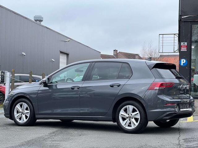 Volkswagen Golf 1.5 TSI LifeNAVIAndroidCarPlayUSBBTLED
