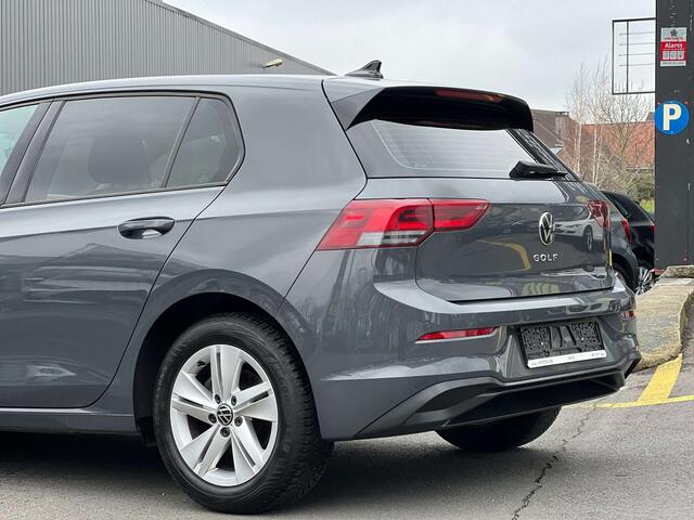Volkswagen Golf 1.5 TSI LifeNAVIAndroidCarPlayUSBBTLED