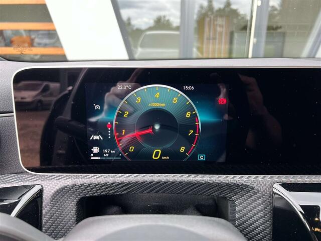Mercedes-Benz A-Klasse NAVI - CAMERA - LEDER- LED - 66000KM - GARANTIE