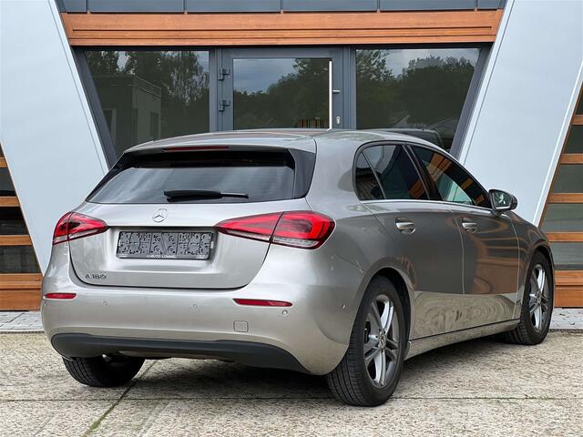 Mercedes-Benz A-Klasse NAVI - CAMERA - LEDER- LED - 66000KM - GARANTIE