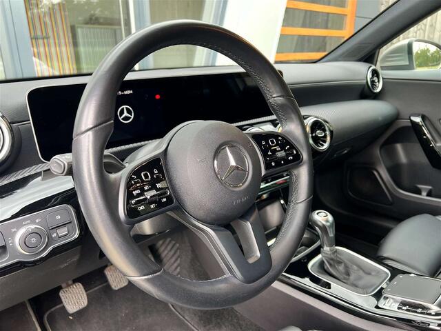 Mercedes-Benz A-Klasse NAVI - CAMERA - LEDER- LED - 66000KM - GARANTIE