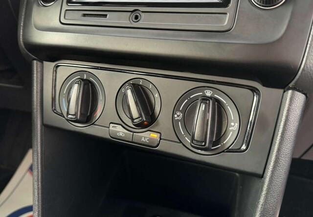 Volkswagen Polo 1.0i 1er propri�taire garantie 12 mois