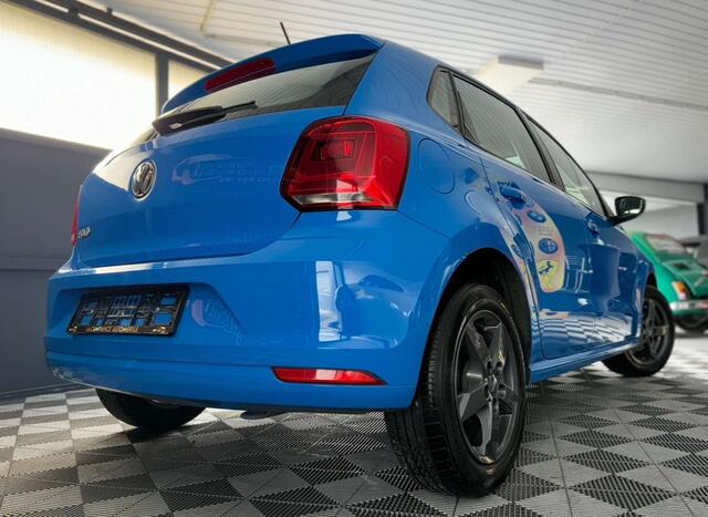 Volkswagen Polo 1.0i 1er propri�taire garantie 12 mois