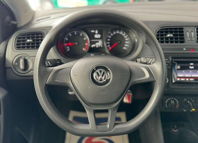 Volkswagen Polo 1.0i 1er propri�taire garantie 12 mois