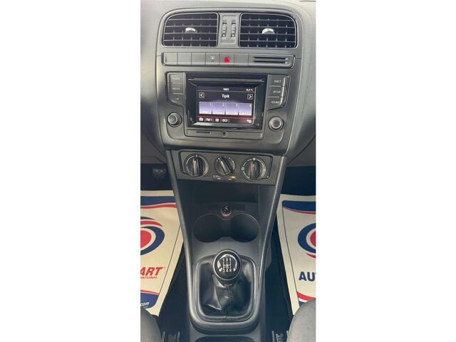 Volkswagen Polo 1.0i 1er propri�taire garantie 12 mois