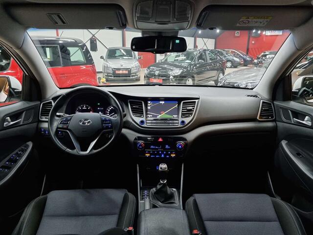 Hyundai Tucson blue 1.7 CRDi 2WD Intro EditionCAMERANAVIGATIE
