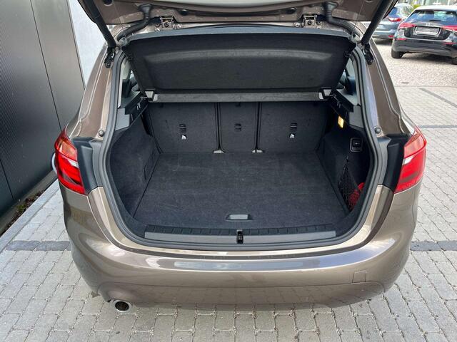 BMW 2-Serie 216 216i Active Facelift Sportzetels/Gps/Cruise