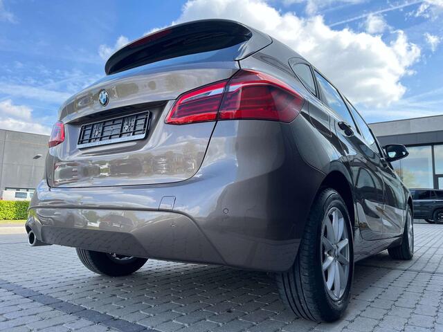 BMW 2-Serie 216 216i Active Facelift Sportzetels/Gps/Cruise