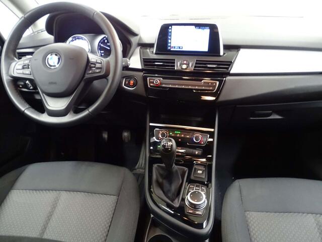 BMW 2-Serie 216 d Active FACELIFT-NAVI-CRUISE-PDC