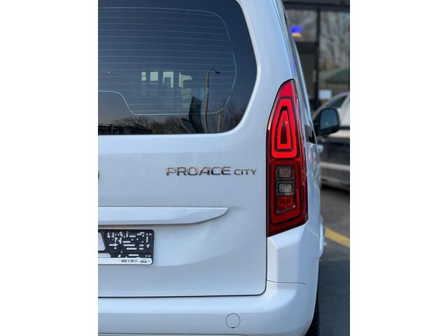 Toyota Proace 1.2cc 5PLCLIMANAVIAndroidUSBBT