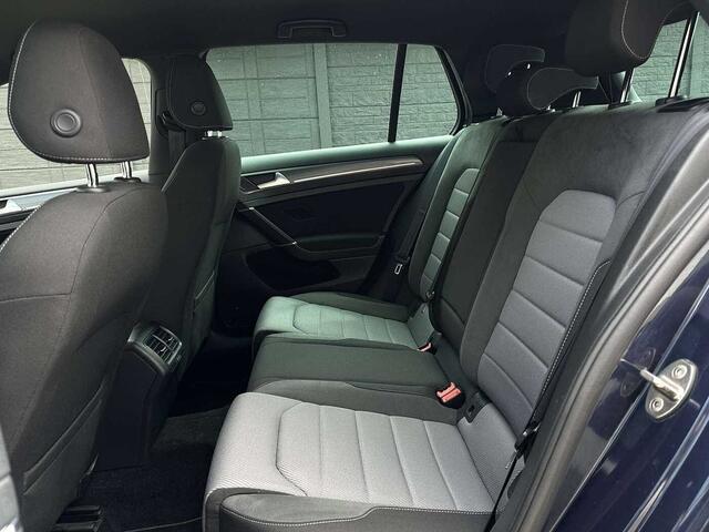 Volkswagen Golf 1.6 CR TDi Highline R line FULL XENON/LED/ALCANTAR